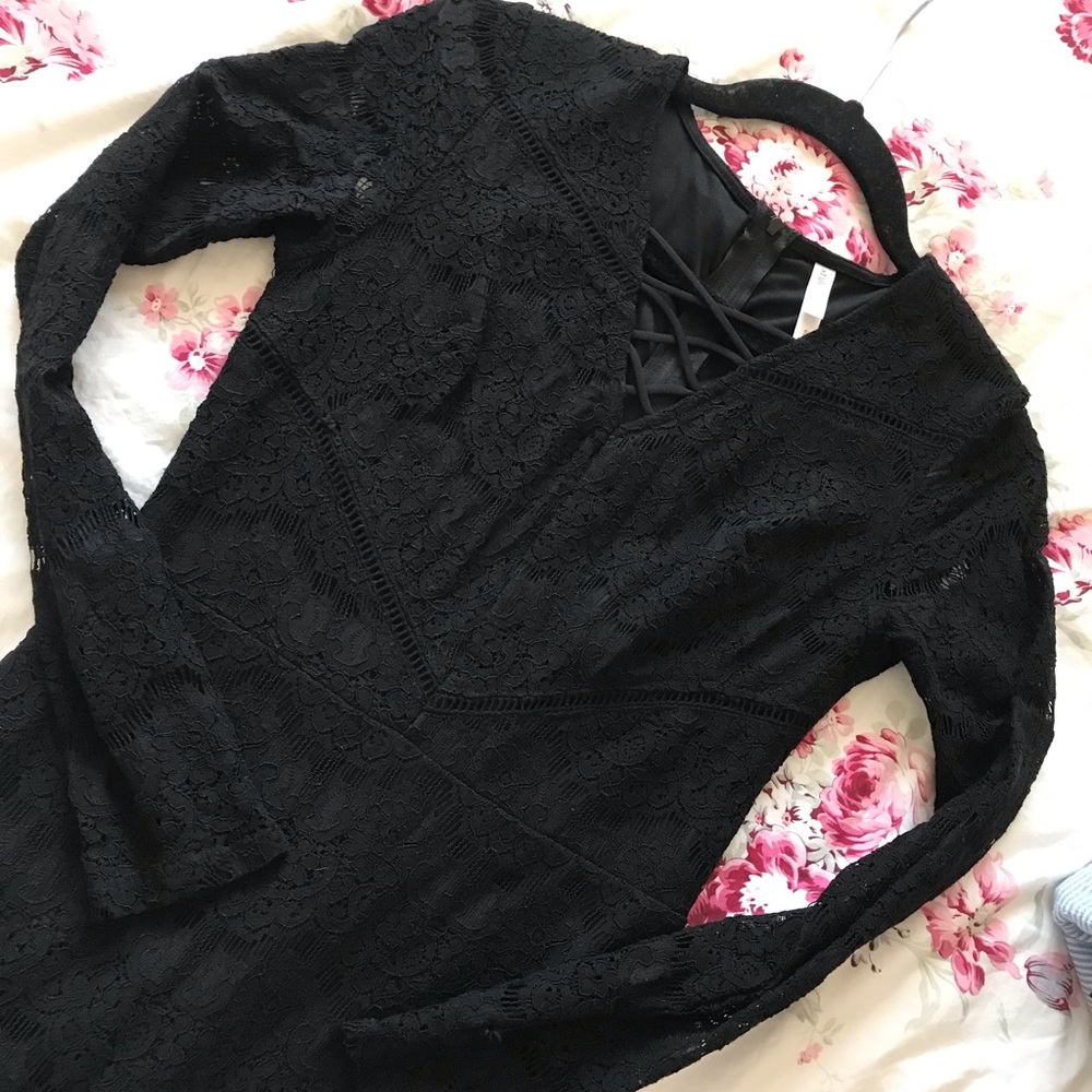 Black lace dress